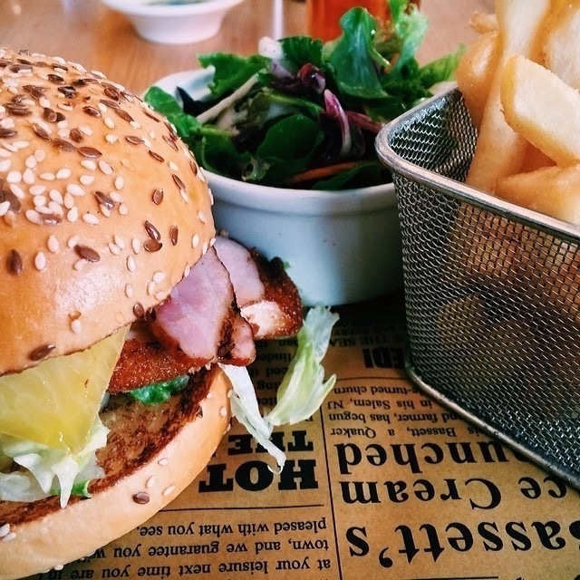 Chicken Schnitzel Burger